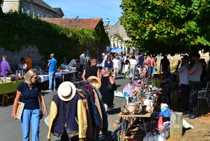 brocante montjavoult 01