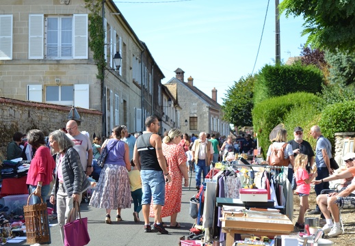 brocante montjavoult 05