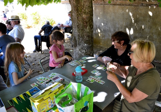 brocante montjavoult 07