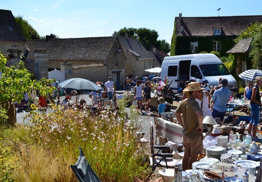 brocante montjavoult 09