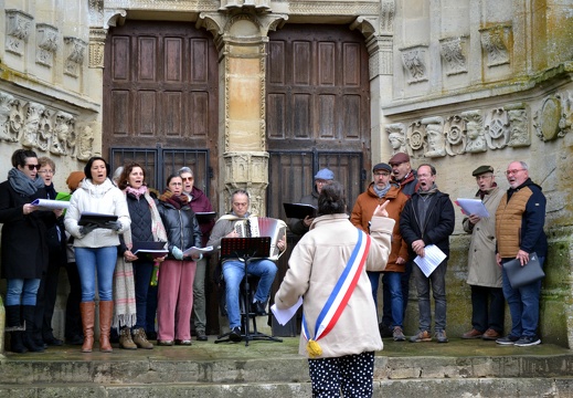 Chants interprétés par le Petit Choeur Palpitant de Montjavoult