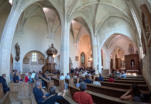 Le petit choeur palpitant de Montjavoult